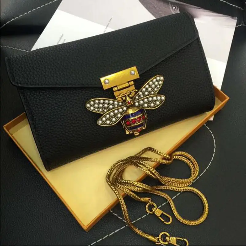 

Hot 2018 Fashion Women Messenger Bag Cute Bee Diamond Luxury Handbags Women Famous Designer Small Crossbody Bags Clutches