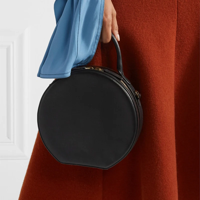 جولة حقيبة اليد لطيف دائرة أكياس النساء فتاة 2019 الصيف جديد شيك صغيرة حزب crossbody حقيبة أسود أصفر أبيض أحمر الجملة