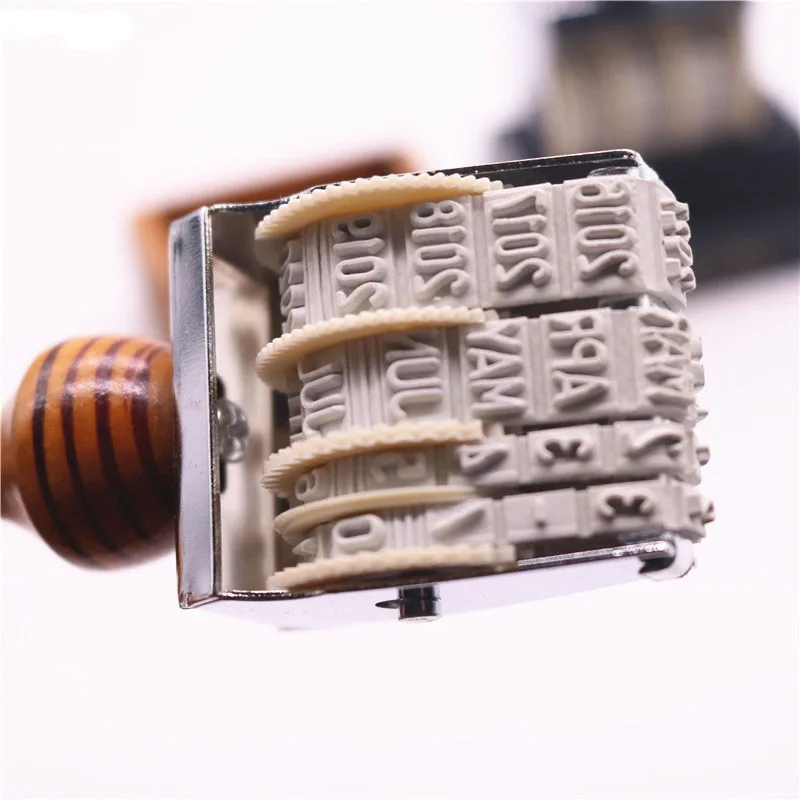 1pcs-Miranda-Cat-Retro-Style-Date-Digital-Seal-Diy-Roller-Knob-Seal-Diary-Cane-Seal-2 (1)