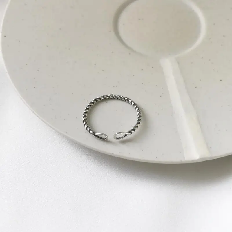 Twisted Rope Ring 4