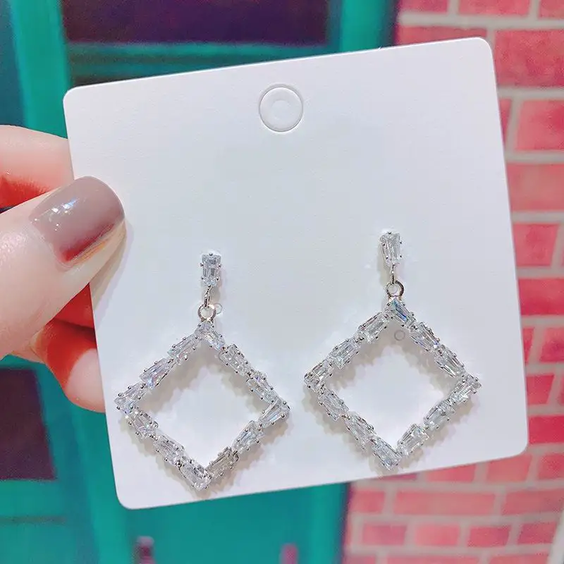 

Fashion Zirconia Geometric Earrings For Women 2019 Simple Delicate Square Drop Dangle Earrings Party Jewelry Wholesale