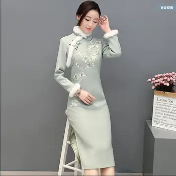 

Winter Cheongsam Qipao Fashion Women's coat Chinese dresss Embroidery Orient