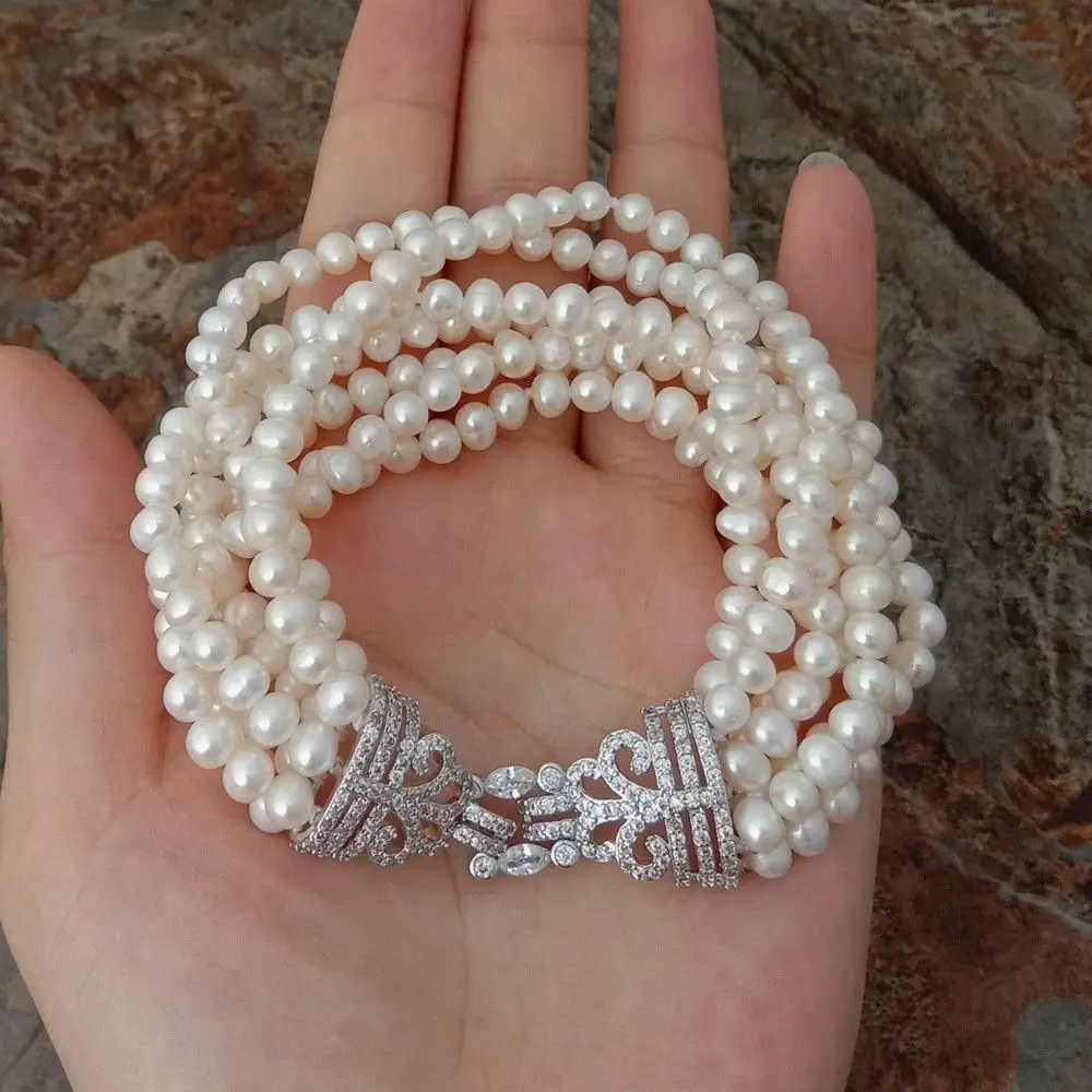 

B012925 8" 7 Rows White Pearl Bracelet Cz Clasp