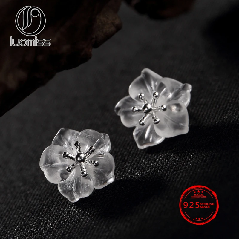

S925 Plum blossom inlaid white crystal Korean simple wild small fresh female earrings wholesale