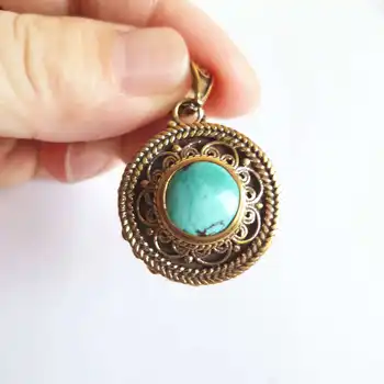 

TGB070 Nepal Brass Golden Inlaid Natural Stone Vintage Flower Pendants Tibetan Prayer box GAU amulets