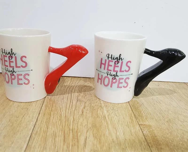 Креативные керамические кружки для девочек инструменты для красоты Набор специальные лаки для ногтей ручка кружка для чая кофе чашки персонализированные кружки для женщин подарок - Цвет: Красный
