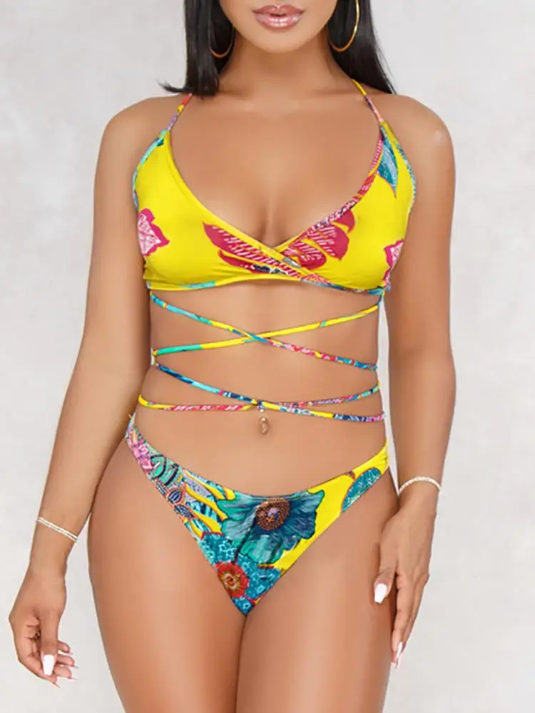 Sexy-Bikinis-Miami-Fashion-Flo