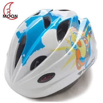 

MOON Ski Helmet Breathable Ultralight Skiing Helmet Skateboard Helmet Sport Helmet Skating Climbing Cycling Bicycle Helmet