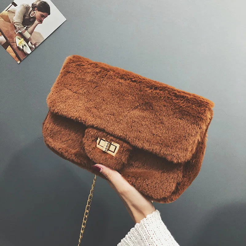 

Autumn and winter plush female 2018 new wave simple fashion chain black small square bag wild shoulder Messenger bag white