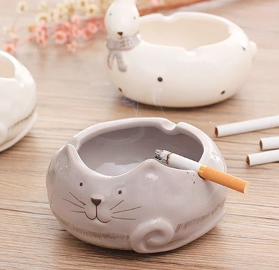 

Fashion Cartoon Ceramic Ashtray Cute Kitten Rabbit Home Living Room Ashtray Trend Creative Personality Office Ashtray Q266