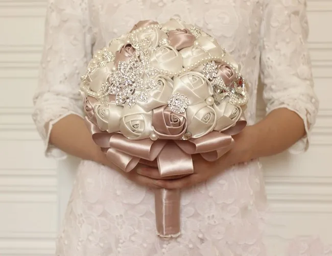 Свадебный букет невесты DIY Шелковый жемчуг розы цветы Свадебный букет с брошью домашний свадебный цветок