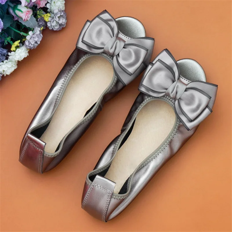 Petwer Smooth Grey Bow