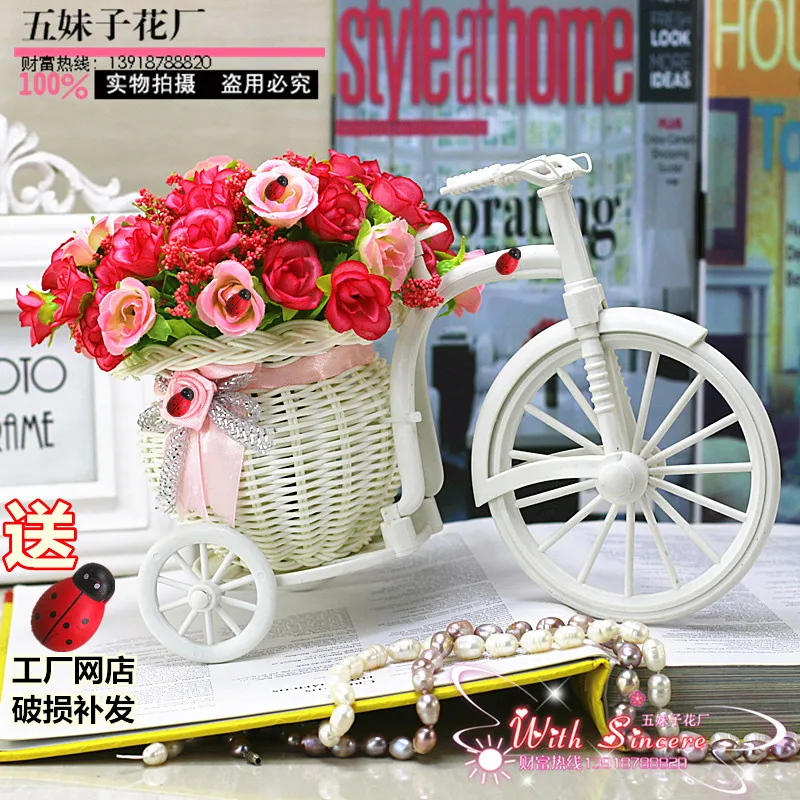 

accessories small ornaments TV cabinet inside the living room of modern minimalist wedding gifts crafts Home Furnishing