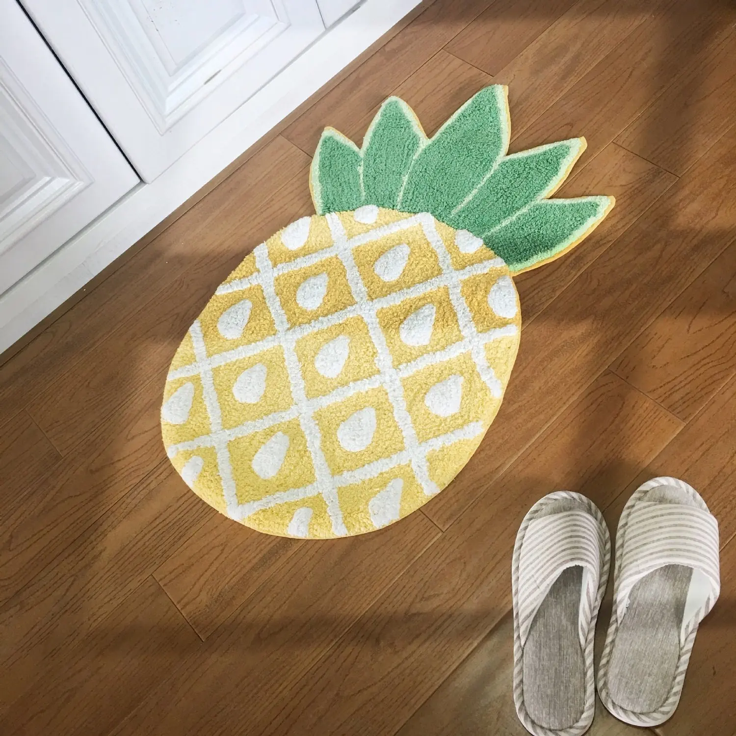

WINLIFE Pineapple Door Mat Cartoon Area Rugs Pineapple Welcome Rug (32.6''x19.3''x7.1'inch')