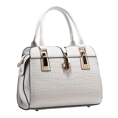 

A generation of 2019 new ladies bag Messenger bag female European and American fashion handbags shoulder spring and summer explo