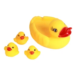 4pcs/set New Born Baby Bath Toys Cute Yellow Duck Chick Squeeze Sound Animal Educational Bathtub Toys for Baby Children Shower