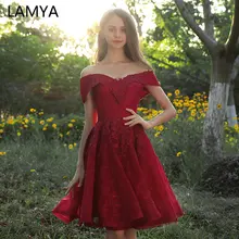 LAMYA Sexy cuello pico de encaje hasta la rodilla vestidos de graduación 2019 elegante apliques una línea vestido de fiesta de noche vestido de novia barato