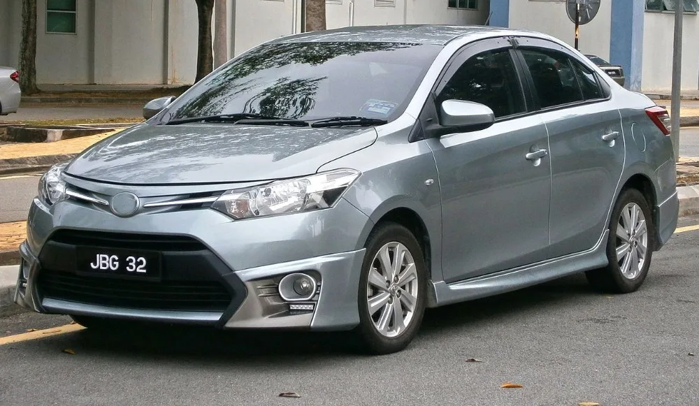 2015_Toyota_Vios_(XP150)_1.5J_4-door_sedan_(with_optional_TRD_Sportivo_bodykit,_01) 