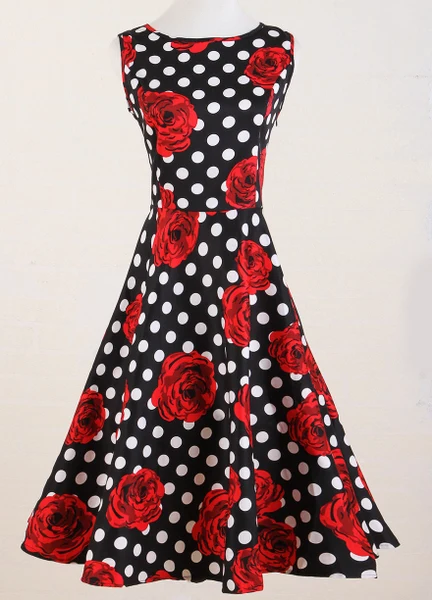 vestido preto com rosas vermelhas