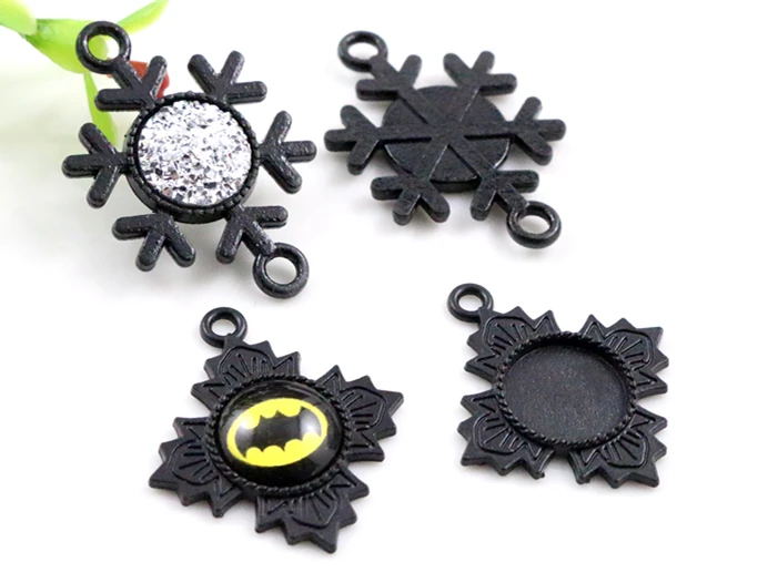 

16pcs 12mm Inner Size Black plated Fashion Snowflake and Flower Style Cabochon Base Cameo Setting Charms Pendant