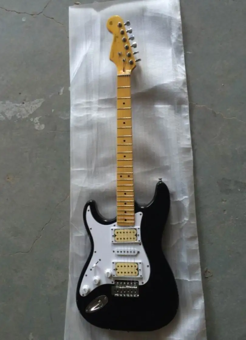 Wholesale Left Handed 6 String Fdr STR Electric Guitar 3 Pickups in black 140410-0520