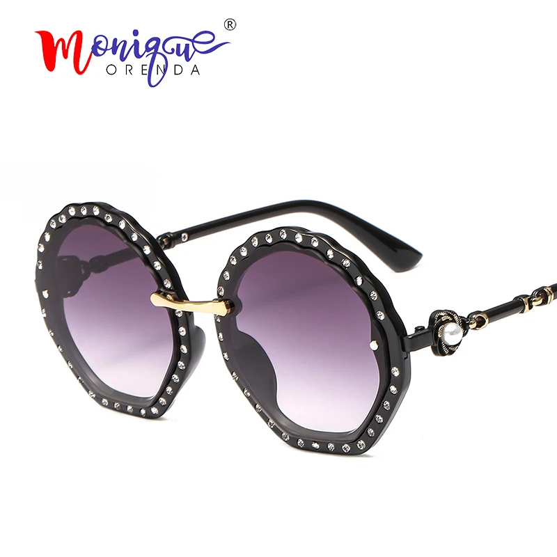 

2019 women gradient pearl diamond round sunglasses new fashion luxury brand metal frame sun glasses female oculos de sol UV400