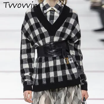 

WOMENGAGA 2020 Spring Autumn Casual Plaid Long Sleeves Stitching Knit Pullover Sweater Bee Letter Pattern Tops Fashion Lady C162