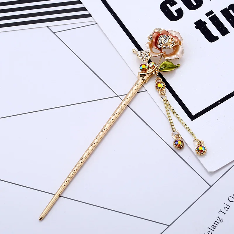 

Chinese Traditional Hair Stick Women Handmade Metal Rhinestone Hairpin Fashion Classic Vintage Hair Accessories Tiara haarspeld