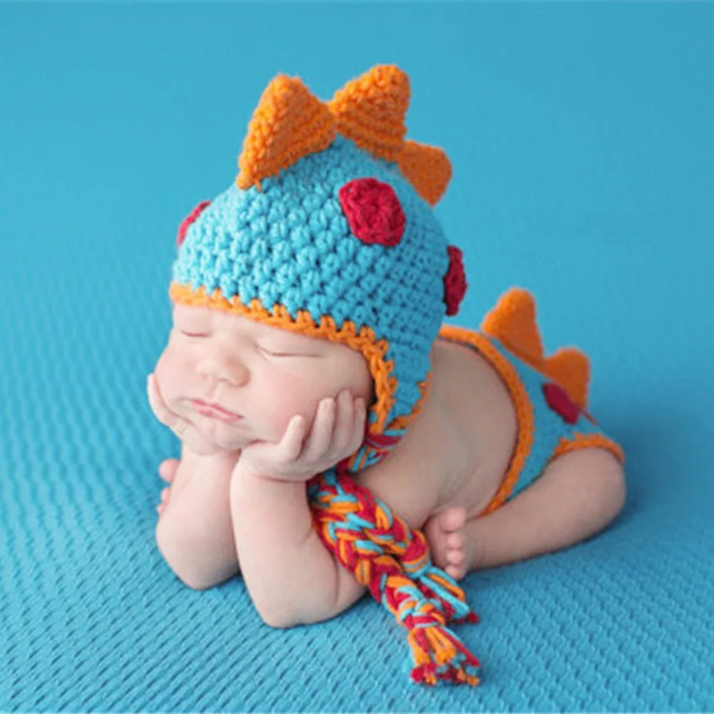 

Newborn Photography Props Cute Dinosaur Shape Costume Knitting Wool Hat+Short Pants Infant Clothing Set Baby Photo Outfits
