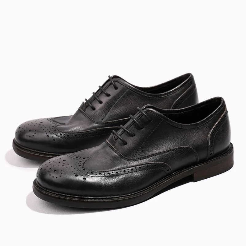 Vintage Handmade Mens Carved Oxfords Luxury Retro Real Leather Round Toe Male Casual Brogue Shoes Formal Footwear
