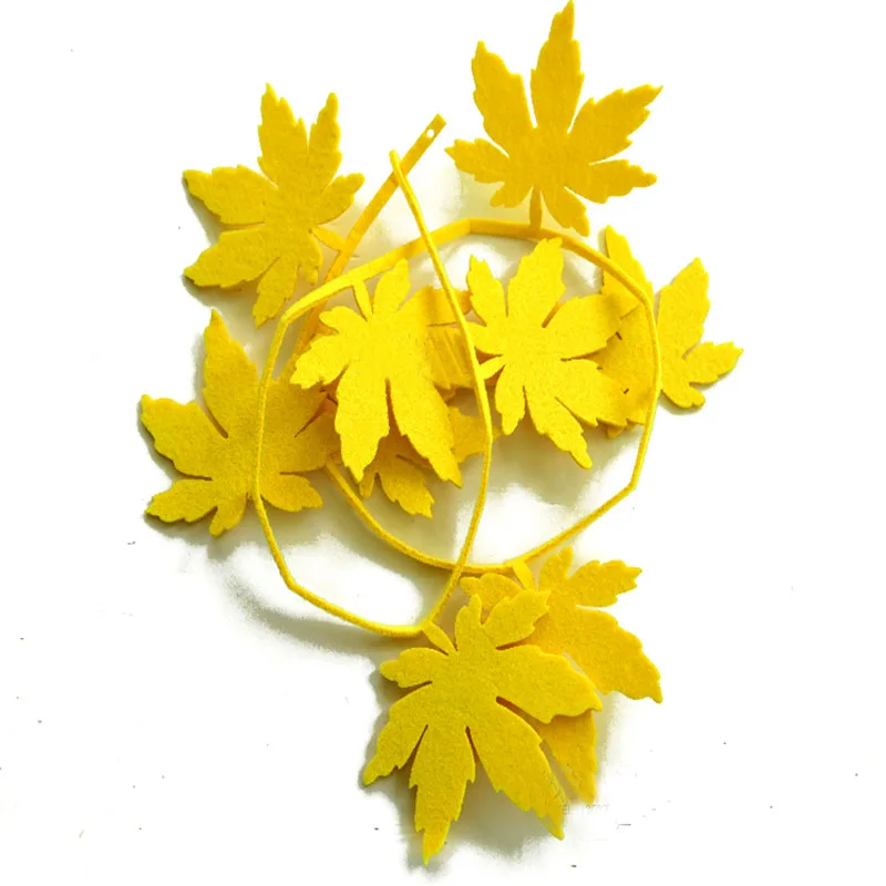 98cm 3 colors for Choose Green Orange Yellow Maples Leafs Stripe DIY Nonwoven Felt For Home Decoration Party Decor