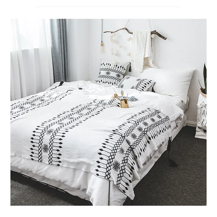 8276293518_1696125773