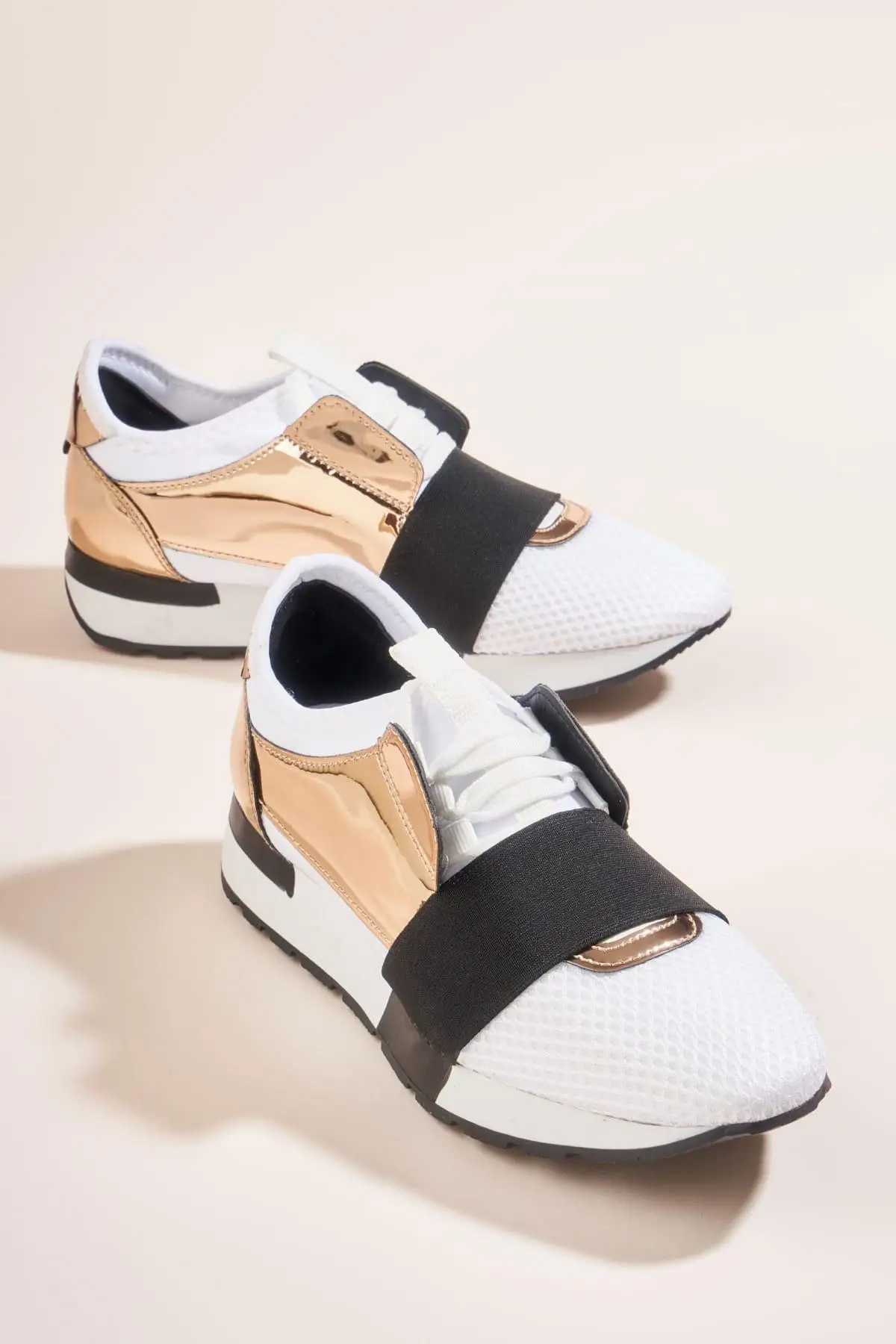 

Bambi Rose Women 'S Sneaker H0601102022