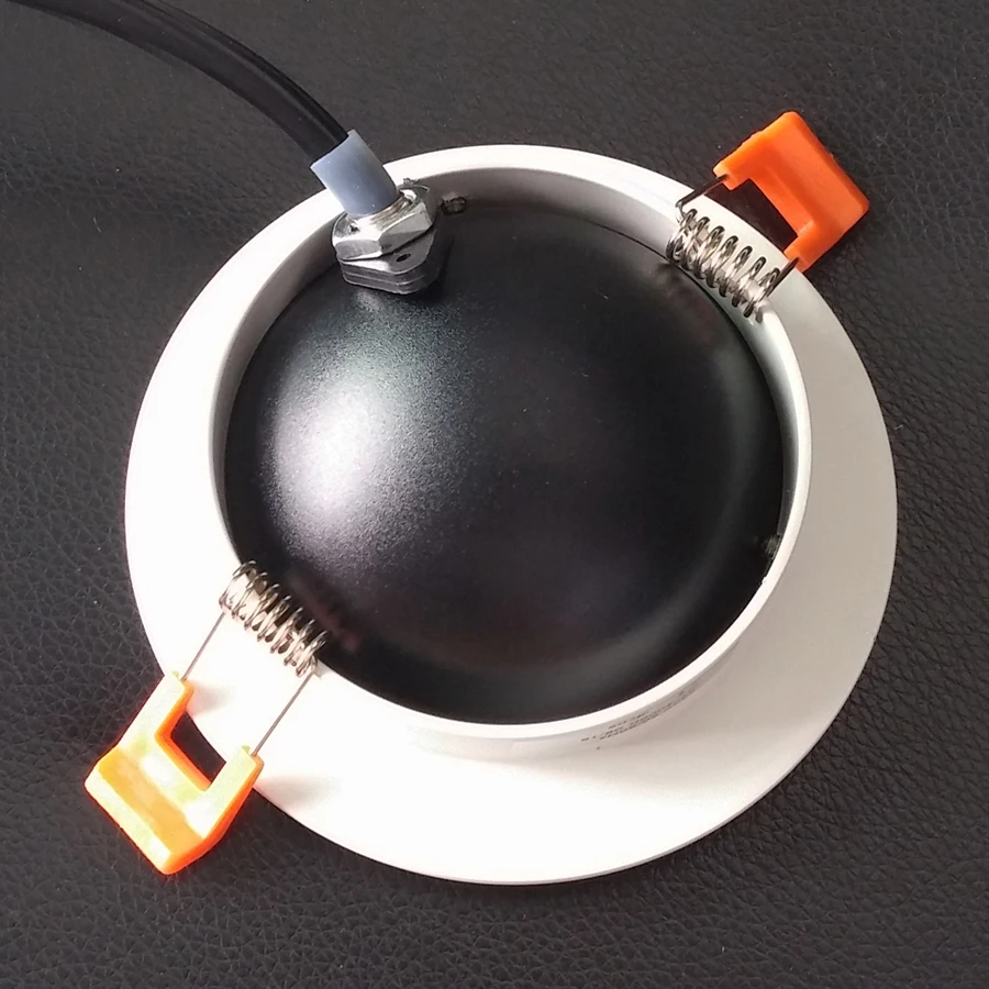 360 도 Orientable 7W LED 천장 스포트 라이트 드라이버리스 디밍 가능 HV COB 다운라이트, 조절 가능한 오목한 램프 홀 D90mm, 50 개