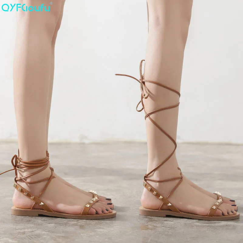 

QYFCIOUFU 2019 Women's Summer Rivets Gladiator Sandals Women Flat Sandals Casual Fashion Bohemia Open Toe Beach Strappy Sandals