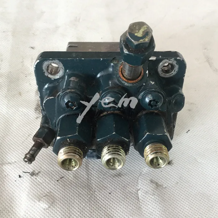 D722 Engine Fuel Injection Pump
