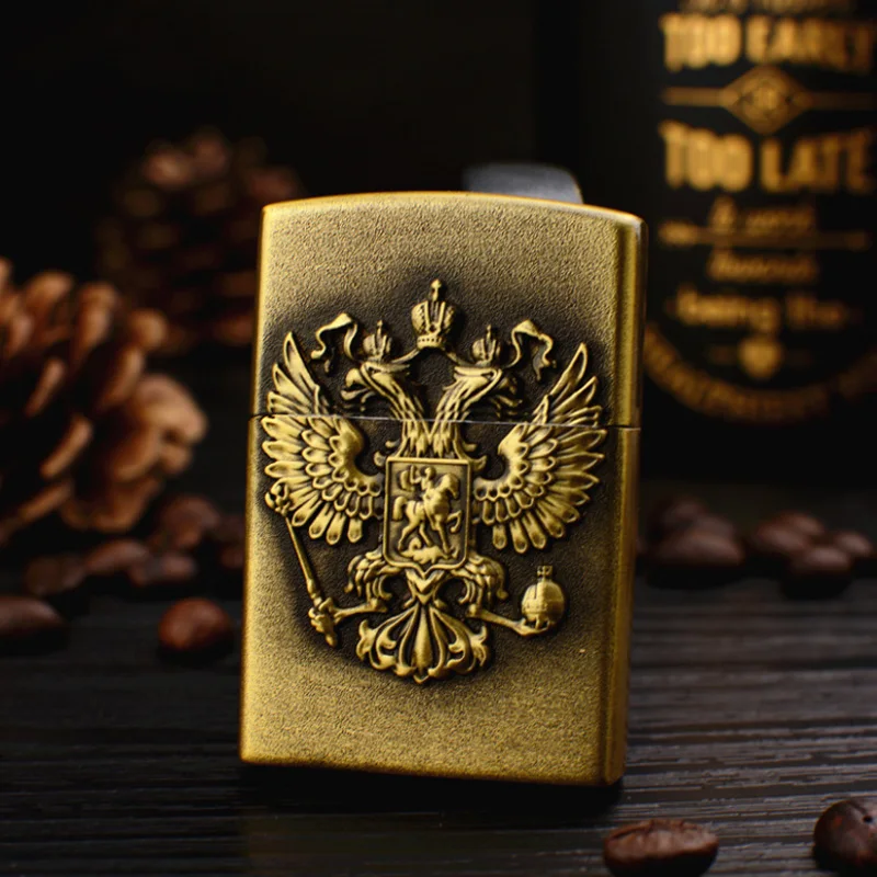 

Retro Double Eagle Bronze Lighters Metal Russia Emblem Wheel Gas Cigarette lighter Inflatable Butane Fire Smoker Best Gift