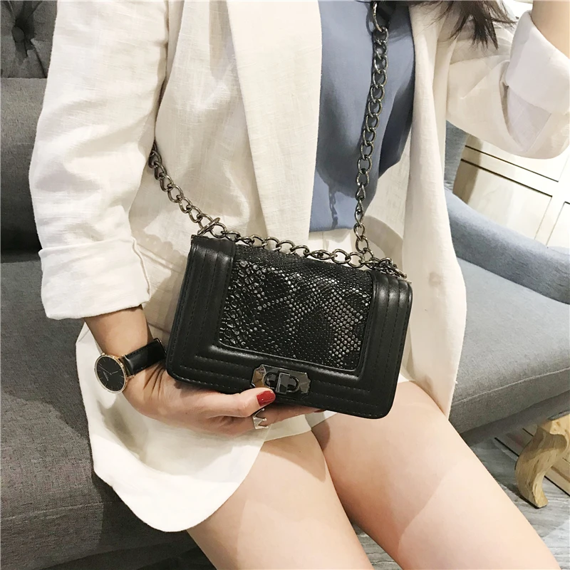  (19)