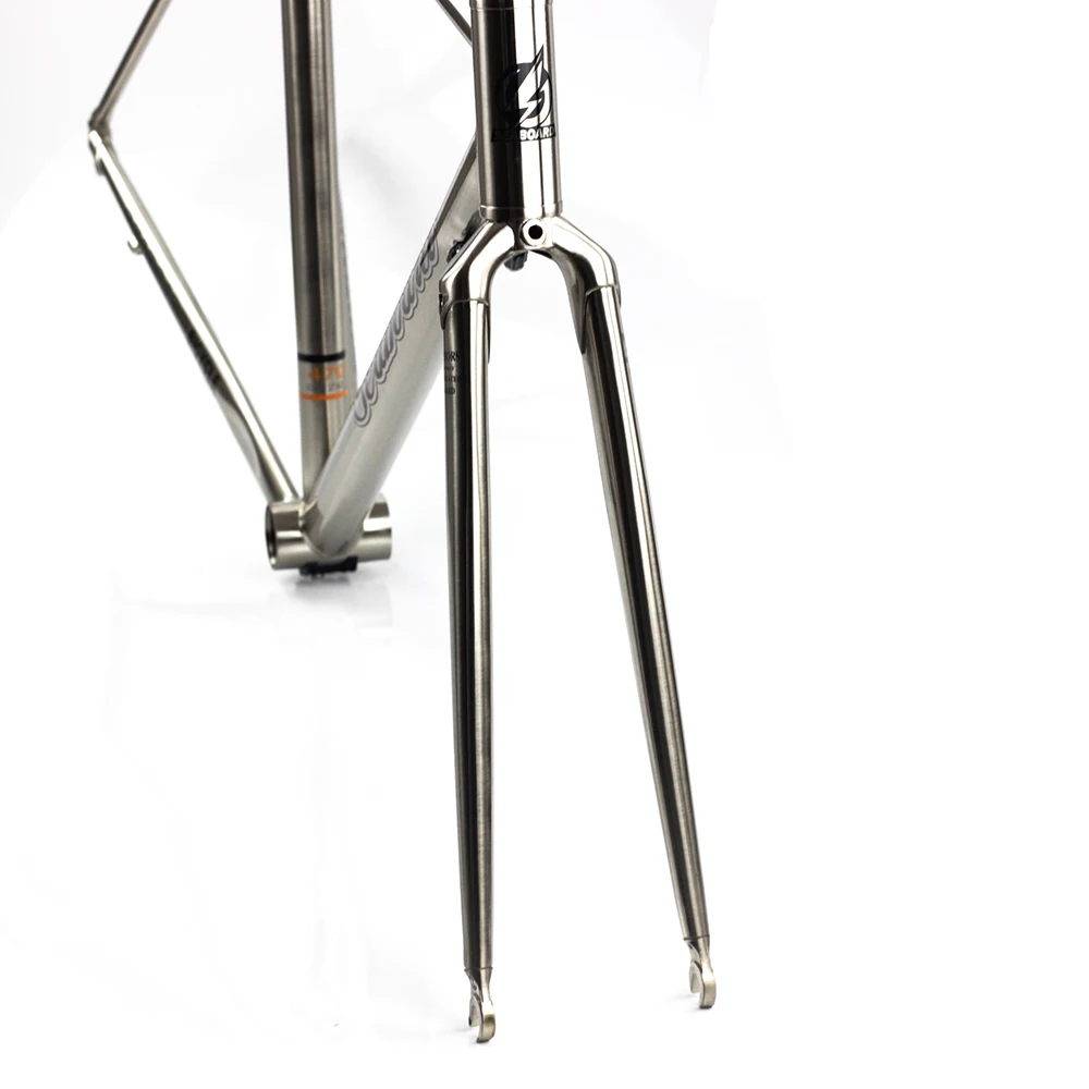 Clearance SEABORAD Reynolds 725 Steel Frame Heat Treatment Welding Fork Caliper Brake Road Bike 700C Classic Chrome Frameset Silver 2 Clearance SEABORAD Reynolds 725 Steel Frame Heat Treatment Welding Fork Caliper Brake Road Bike 700C Classic Chrome Frameset Silver 2