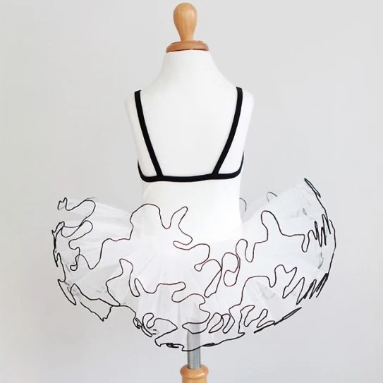 2017 NEW New Girls Ballet Costume Tutu Skirt Child Party Leotards Skirt Dance Skate Dress White 6 size