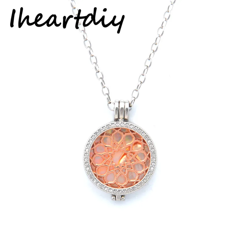 

33MM Flower Shell Disc Coin Pendant Necklace Set With 35MM Coin Holder Frame Plus 80CM Chain as Women Gift 1 Set