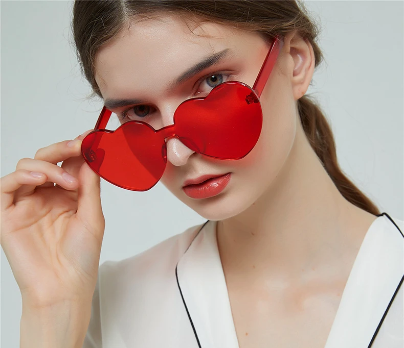 Ralferty 2018 Trendy Heart Shaped Sunglasses Women Retro Transparent Candy Color Sun Glasses For Women Sunnies Sunglases W008 04