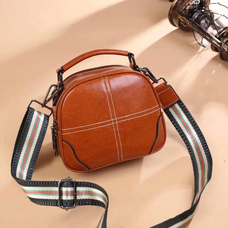 AOEO Crossbody حقائب للنساء مزدوجة الكتف حزام انقسام جلد الفتيات عبر تصميم حقيبة يد صغيرة السيدات حقيبة ساع الإناث AOEO Crossbody حقائب للنساء مزدوجة الكتف حزام انقسام جلد الفتيات عبر تصميم حقيبة يد صغيرة السيدات حقيبة ساع الإناث
