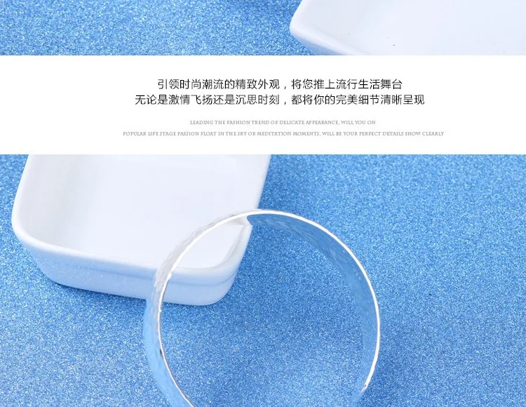 //cbu01.alicdn.com/img/ibank/2018/358/156/8948651853_248682925.jpg