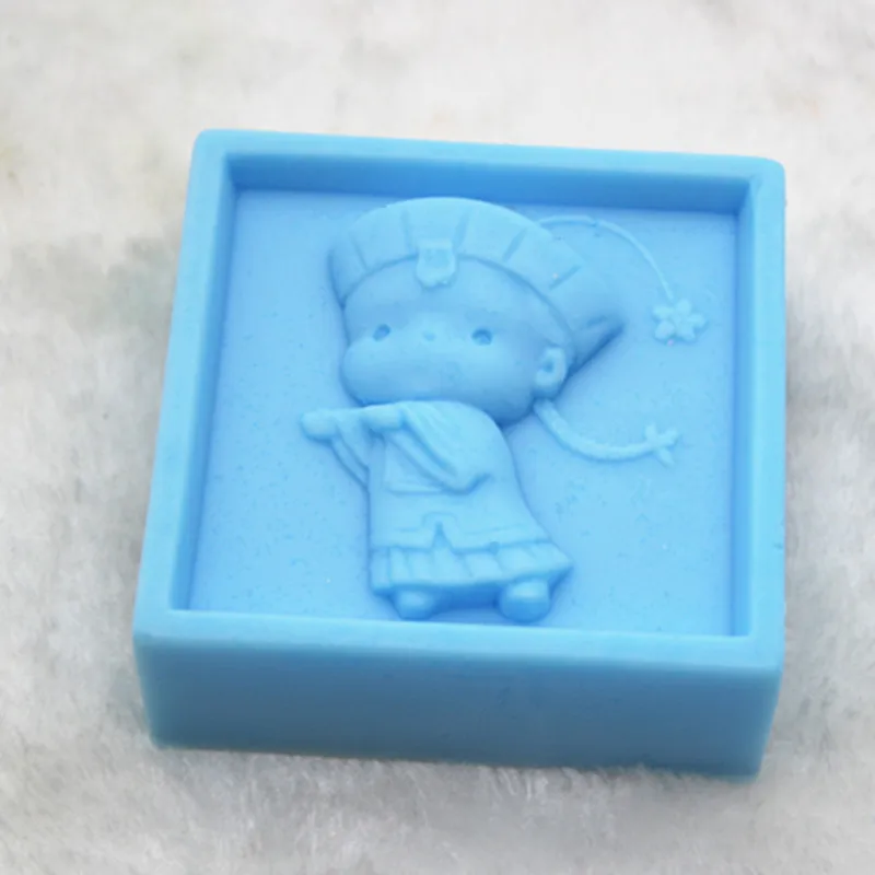 

New Product!!1pcs Standing Child (C903) Silicone Handmade Soap Mold Crafts DIY Mould