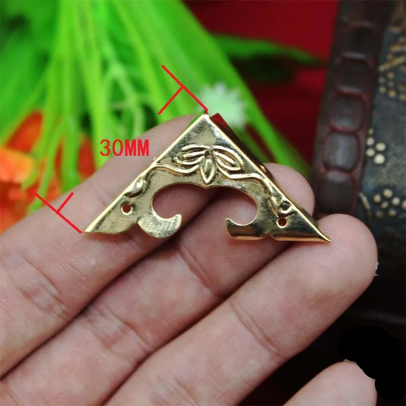 

30mm Yellow Wooden Box Protector Book Album Menu Folder Corner Protectors,Ancient Vintage Flower Pattern Coners,20Pcs