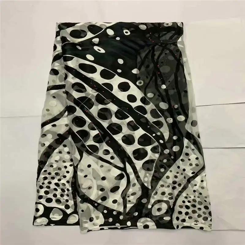 

2019 High quality African 100% Silk Chiffon Fabric Embroidered For Lady Dress Silk Fabric ! LXF6131