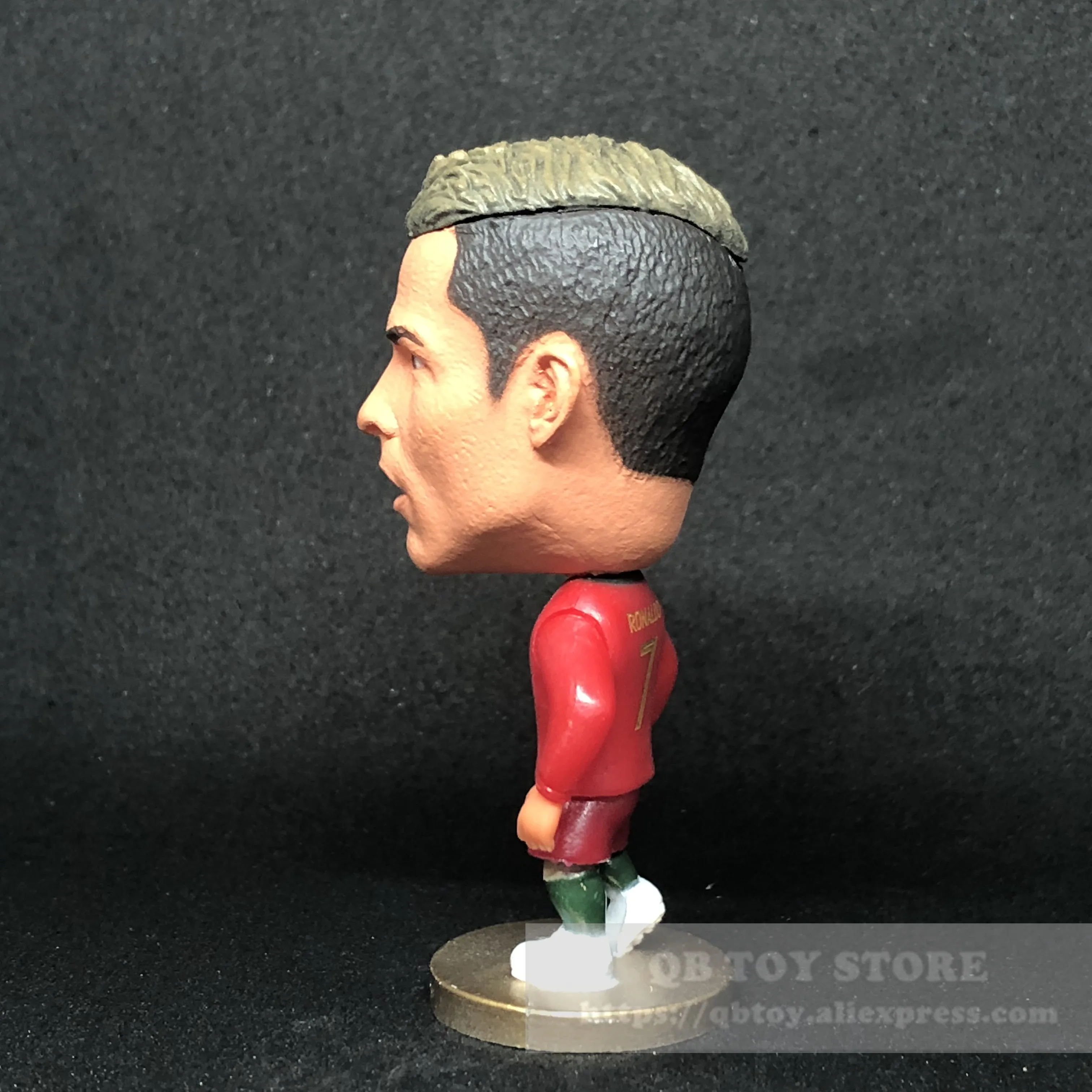 Soccerwe Dolls Figurine 2019 Portugal Ronaldo Long Sleeve Movable Joints Resin Model Toy Action Figure Dolls Collectible Gift