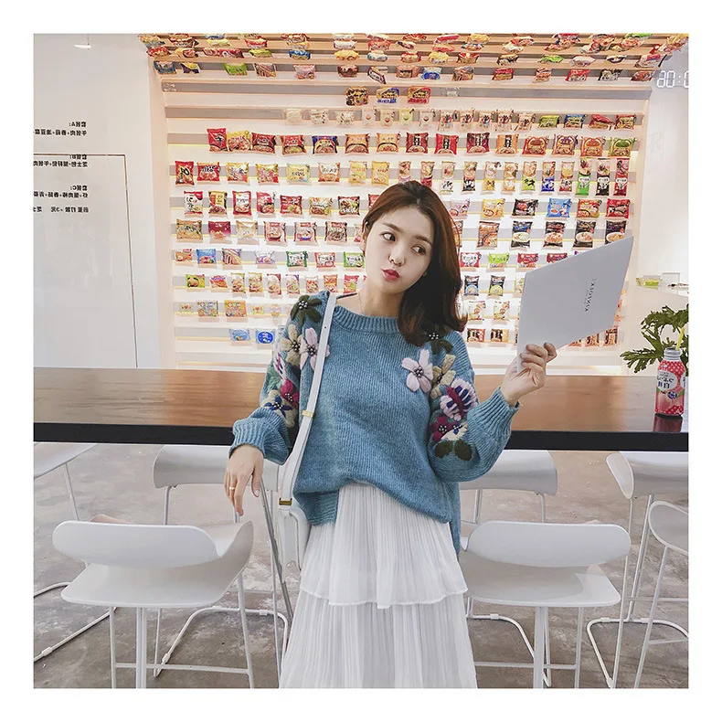Новинка, зимний женский свитер с жемчугом, винтажный свободный свитер с цветочной вышивкой, женский корейский Однотонный пуловер и джемпер с круглым вырезом