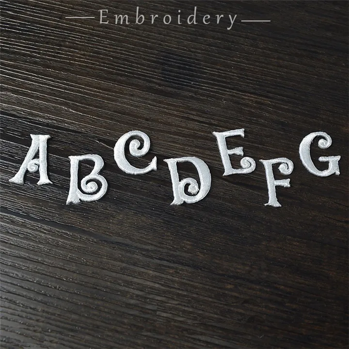 4  26 Single English Letter Patches Self-Sticking Cloth Embroidered    Sewing Fabric Patch For Diy Applique Accessories Patch